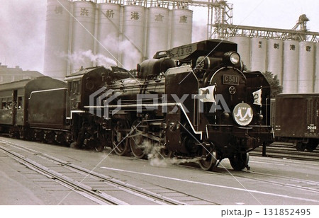 昭和55年 蒸気機関車c58トップナンバーの記念列車 記録写真 横浜 高島