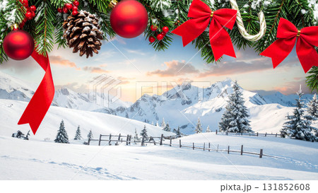 赤いリボンとオーナメントが飾られた雪山の風景／華やかで明るいクリスマス背景素材 131852608