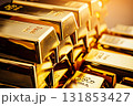 金の延べ棒が輝くゴールドの資産イメージ 131853427