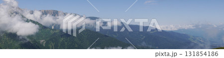 雲がわく山の景色／長野県白馬村八方尾根から・9月 131854186