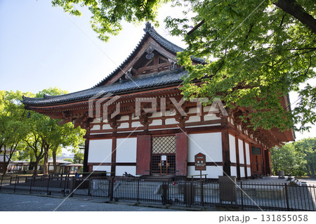 東寺さん　早朝の静寂に包まれる講堂2 131855058