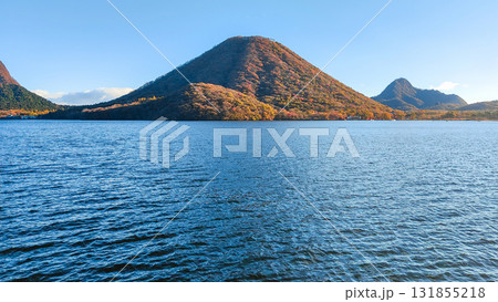 榛名湖・榛名山（秋） 131855218