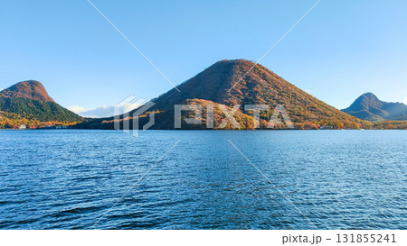 榛名湖・榛名山(秋) 榛名湖・榛名山(秋) 131855241