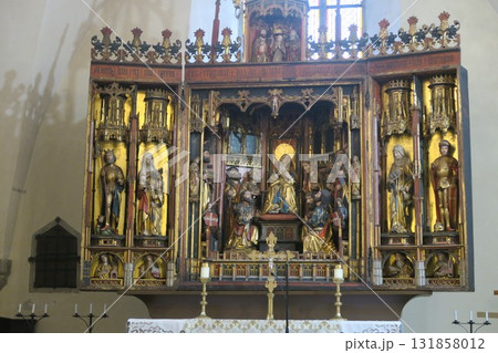 タリン旧市街の聖霊教会ベルント・ノトケの木製祭壇 タリン旧市街の聖霊教会ベルント・ノトケの木製祭壇 131858012