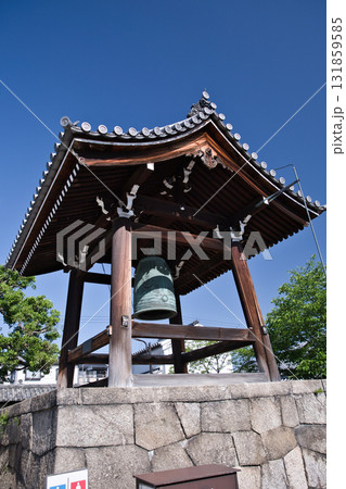 東寺さん 境内の鐘楼5 東寺さん 境内の鐘楼5 131859585