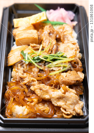 おいしい和牛すき焼き弁当 131861008