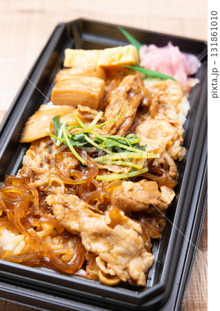 おいしい和牛すき焼き弁当 131861010