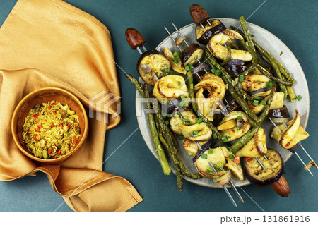 White fish fillet with asparagus, yummy grilled tilapias. White fish fillet with asparagus, yummy grilled tilapias. 131861916