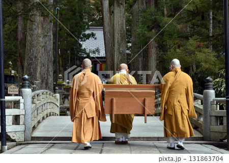 高野山奥の院　生身供 131863704