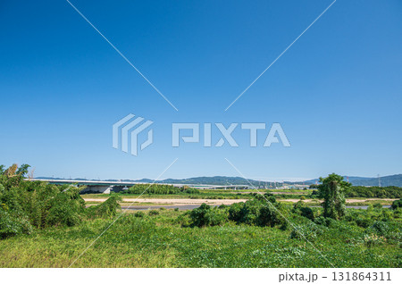 木津川風景 新名神高速道路 京都府京田辺市 城陽市 木津川風景 新名神高速道路 京都府京田辺市 城陽市 131864311