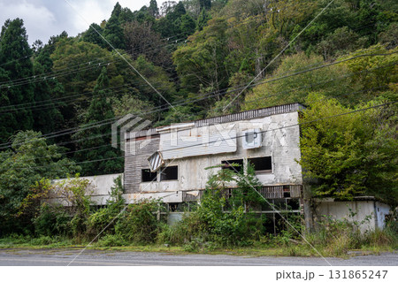 日本の鳥取県の古くてとても美しい建物 日本の鳥取県の古くてとても美しい建物 131865247
