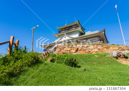 小牧山城、発掘調査が続く織田信長築城の石の要塞〈愛知県小牧市〉 131867304