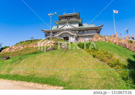 小牧山城、発掘調査が続く織田信長築城の石の要塞〈愛知県小牧市〉 131867316