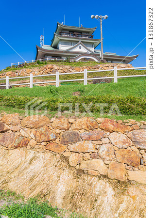 小牧山城、発掘調査が続く織田信長築城の石の要塞〈愛知県小牧市〉 小牧山城、発掘調査が続く織田信長築城の石の要塞〈愛知県小牧市〉 131867322