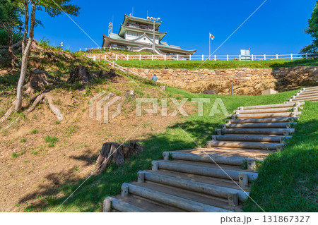 小牧山城、発掘調査が続く織田信長築城の石の要塞〈愛知県小牧市〉 小牧山城、発掘調査が続く織田信長築城の石の要塞〈愛知県小牧市〉 131867327