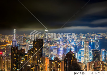 香港　100万ドルの夜景　ビクトリアピークから眺望 131867492