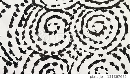 墨と筆で描いた渦巻く線、筆でドローイングした渦巻き線、レースの様な模様の背景素材、毛筆手描きの絵 131867683