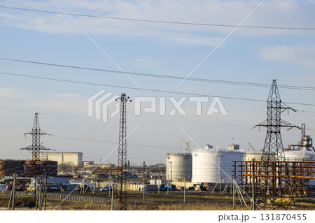 Refinery. Reservoirs for storage of refinery products. Rectification columns. Refinery. Reservoirs for storage of refinery products. Rectification columns. 131870455