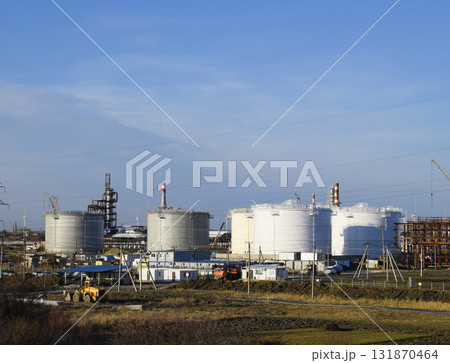 Tank the vertical steel. Capacities for storage of oil, gasoline, kerosene, the diesel and other liquids. 131870464