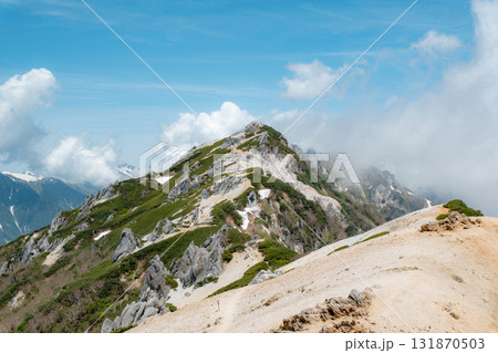 初夏の燕岳 131870503