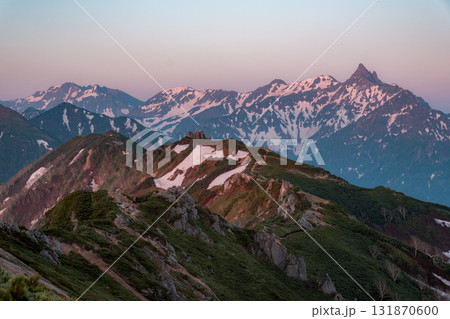 初夏の燕岳 131870600