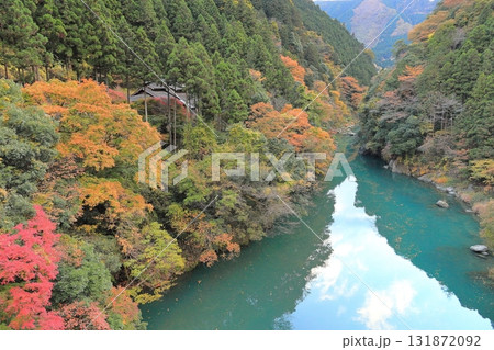 秋の奥多摩 白丸湖 秋の奥多摩 白丸湖 131872092