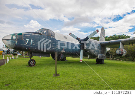 鹿屋航空基地史料館「P-2J」 131872282