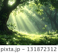 森の木漏れ日が差し込む癒やしのグリーン背景 131872312