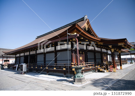 東寺さん　朝日に照らされる西院御影堂2 131872990