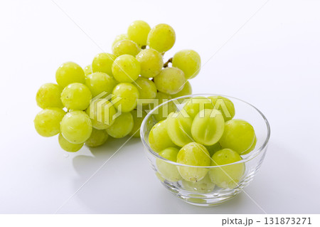 新鮮なシャインマスカット 131873271