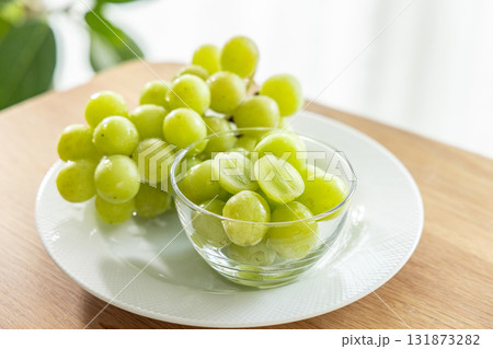 新鮮なシャインマスカット 新鮮なシャインマスカット 131873282