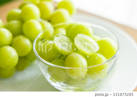 新鮮なシャインマスカット 131873285