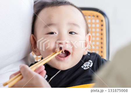 赤ちゃん お食い初め 赤ちゃん お食い初め 131875008