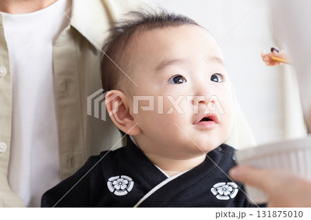 お食い初め　赤ちゃん 131875010