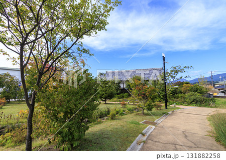小諸市の小諸城址園(通称:懐古園)の秋 小諸市の小諸城址園(通称:懐古園)の秋 131882258