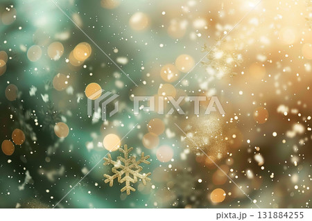 金と緑の光がきらめく雪の背景　温かみのあるクリスマスイメージ 131884255
