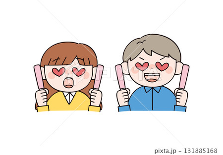 推し活する男女2人のイラスト 131885168