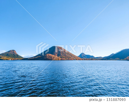 榛名湖・榛名山（秋） 131887093