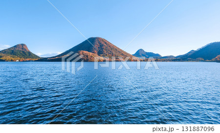 榛名湖・榛名山（秋） 131887096
