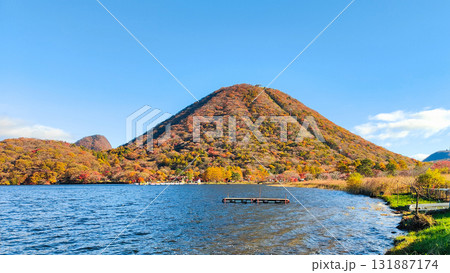 榛名山・榛名湖・榛名富士(秋) 榛名山・榛名湖・榛名富士(秋) 131887174