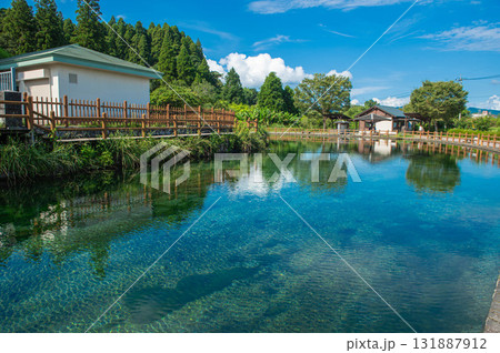霧島山麓丸池湧水 131887912