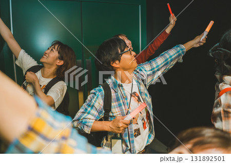 supporting my fave 131892501