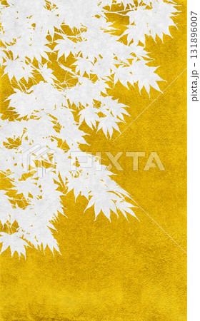 リアルなモミジを金箔で描いた、和風のシルエットアート 131896007