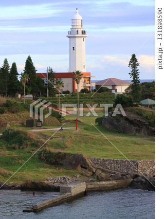 野島崎灯台（南房総市白浜・縦構図） 131898590