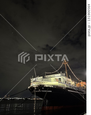 山下公園から見える船（氷川丸） 131900564