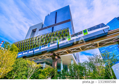 日本の東京都市景観　ブルーフロント芝浦やモノレールなどを望む 131900586