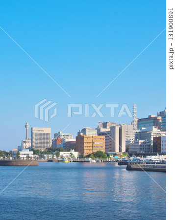 赤レンガパークより望む横浜・山下町方面　　都市景観（2025年8月） 131900891