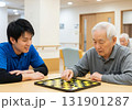 ゲームで脳トレ：介護施設でのアクティビティ 131901287