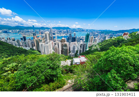 香港 ビクトリアピークから眺めるビクトリアハーバー 香港 ビクトリアピークから眺めるビクトリアハーバー 131903411