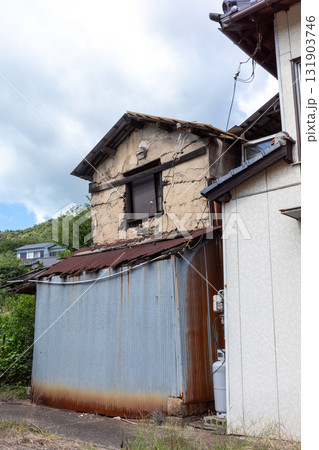 日本の広島県福山市の鞆の浦の古くてとても美しい建物と町並み 日本の広島県福山市の鞆の浦の古くてとても美しい建物と町並み 131903746